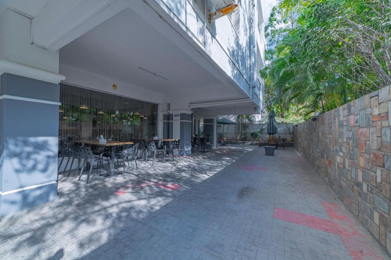 Hotel Athome , Whitefields, Kondapur Hyderabad Eksteriør billede