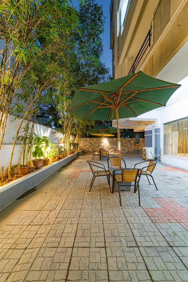 Hotel Athome , Whitefields, Kondapur Hyderabad Eksteriør billede