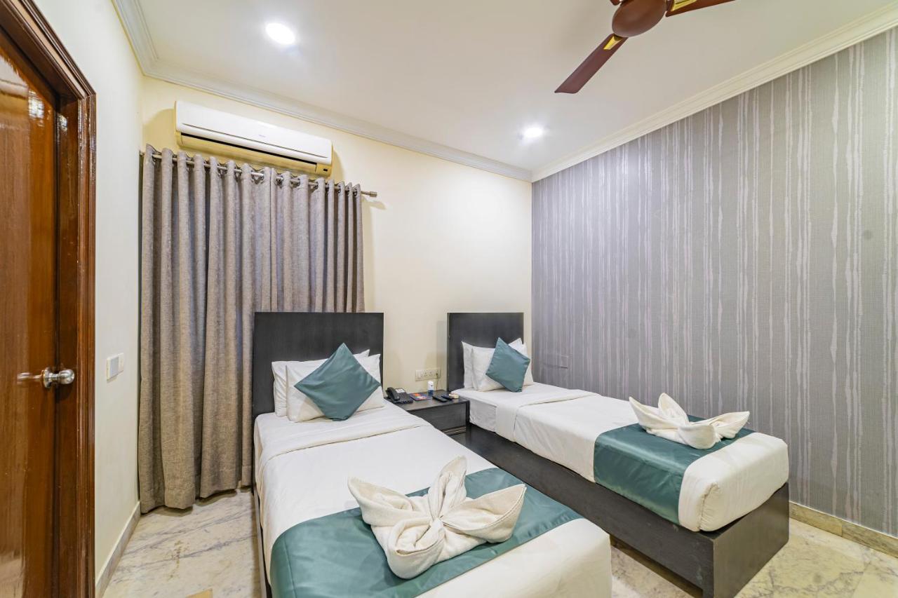 Hotel Athome , Whitefields, Kondapur Hyderabad Eksteriør billede