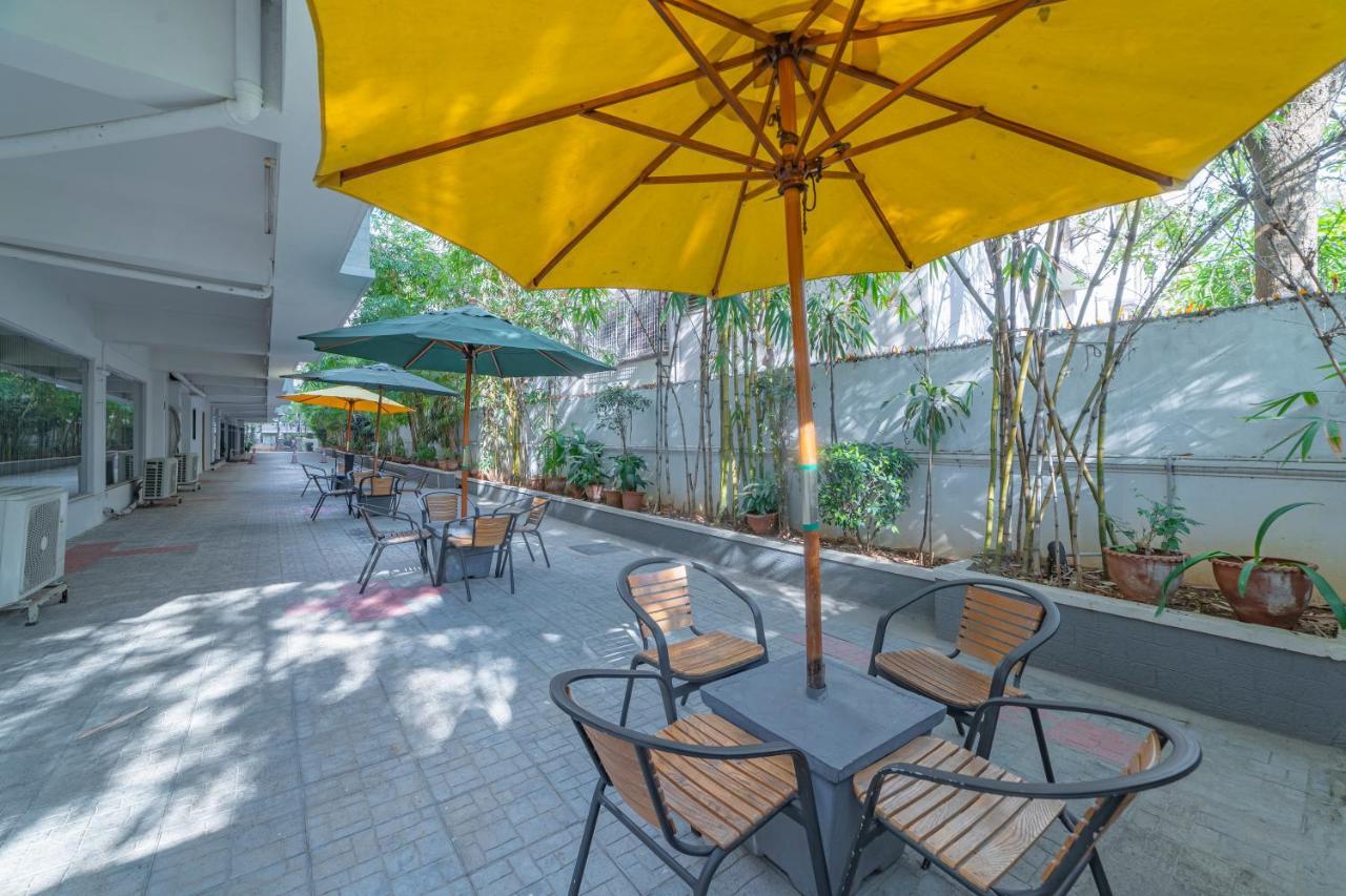 Hotel Athome , Whitefields, Kondapur Hyderabad Eksteriør billede
